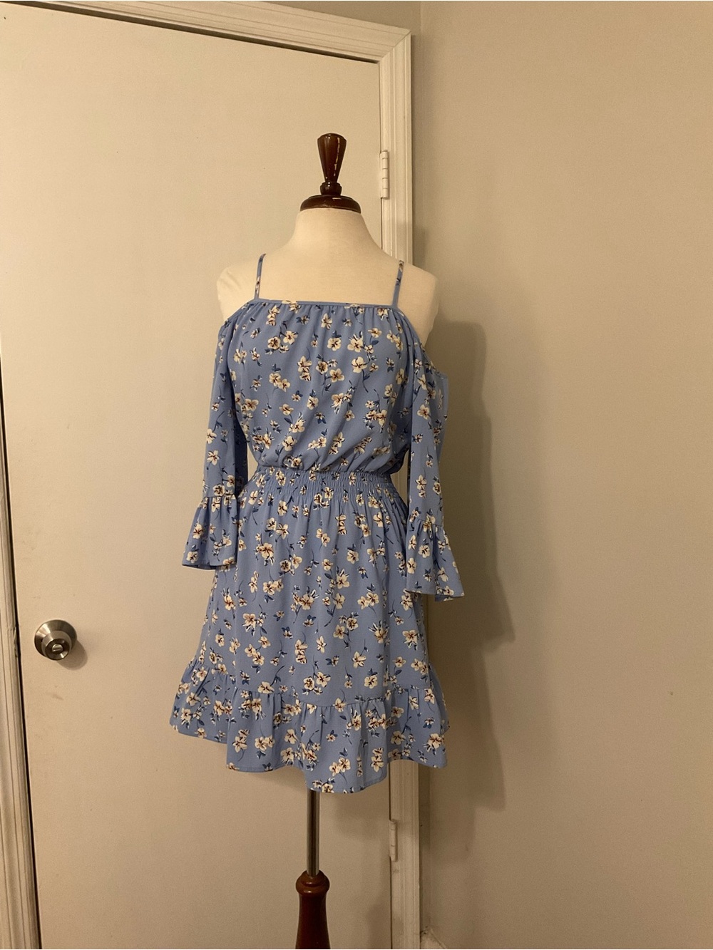 Divided Light Blue Floral Cold-Shoulder Dress